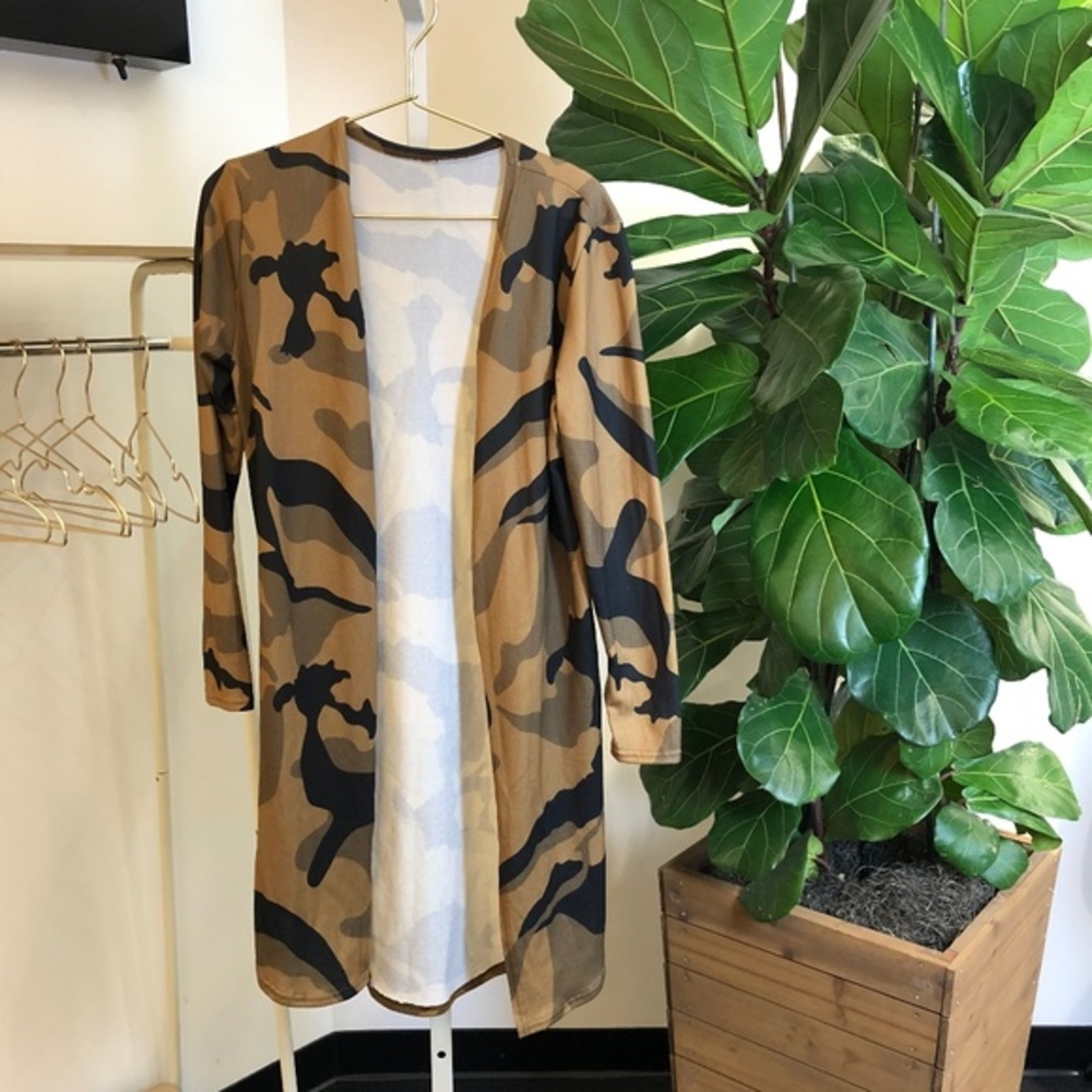 Camo T-Shirt Cardigan